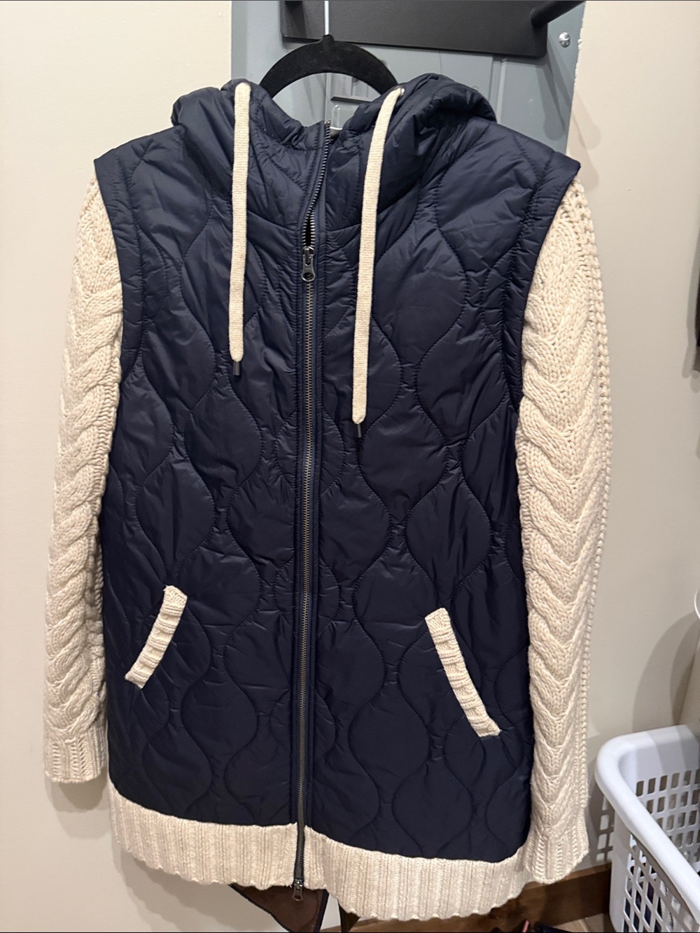 Veronica Beard Navy Quilted Hooded Jacket with Cream Knit Sleeves